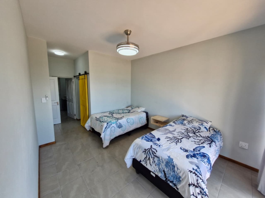 5 Bedroom Property for Sale in Stilbaai Oos Western Cape